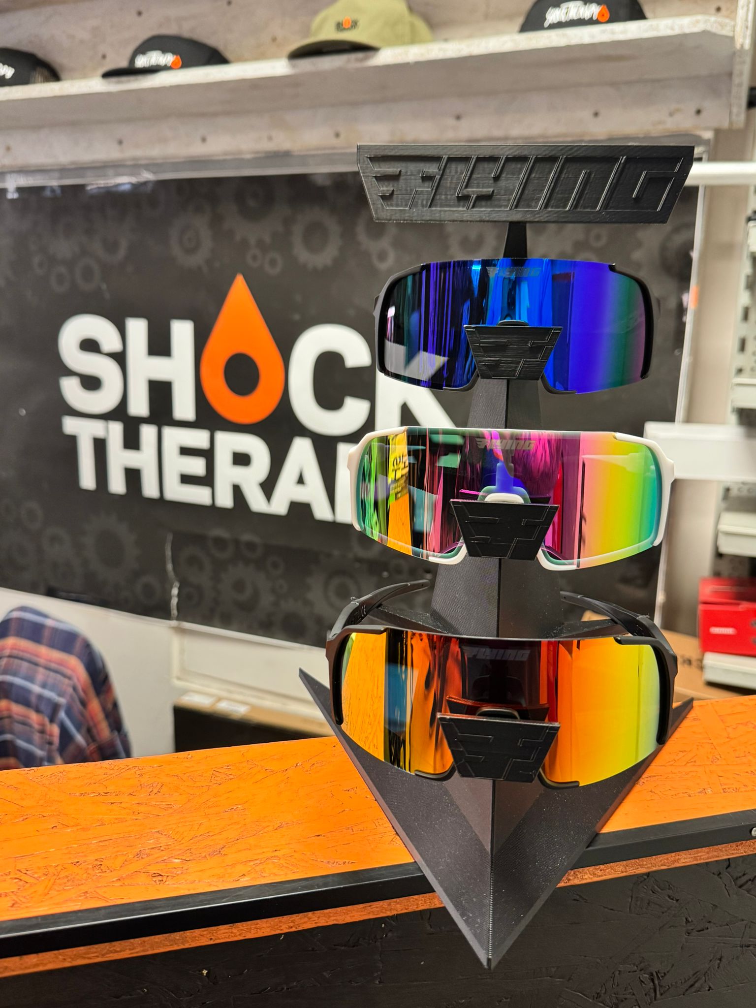 Shock Therapy Interiér